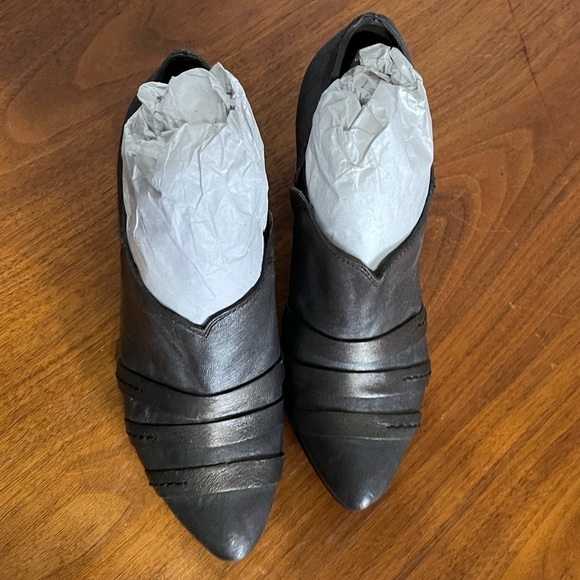 FIDJI Pointy Metalic Pump Booties 36 - Picture 3 of 11